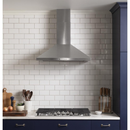 GE 30-inch W Gas Cooktop with 5 Burners Including Power Burners in Stainless