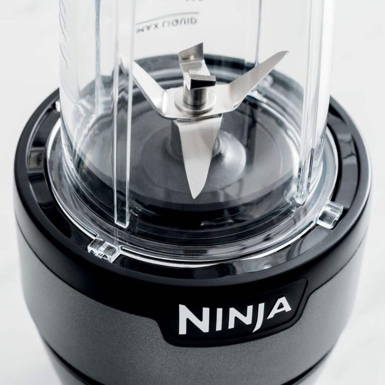 Ninja® Nutri Personal Blender with 2 Travel Jars, Silver, 591mL