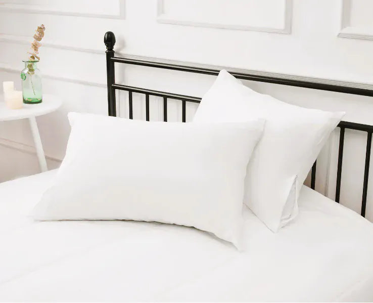 CAAB Home Delight Ultra-Soft Microtech Pillow Protector